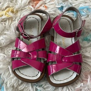 Toddler Salt Water Sandals Dark Pink Size 7